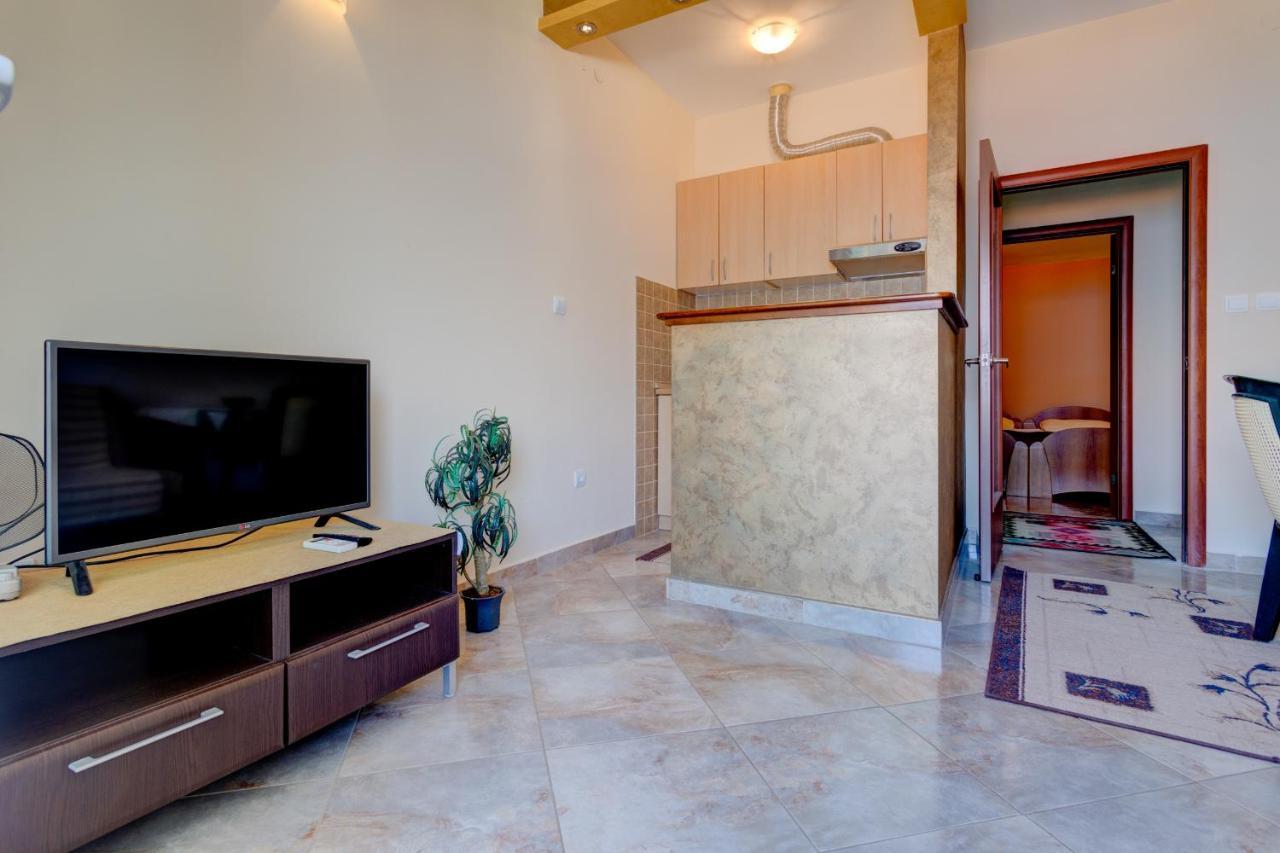 La Castagna Apartments كوتور المظهر الخارجي الصورة